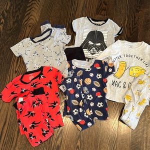 Carters Pajamas. Size 6.